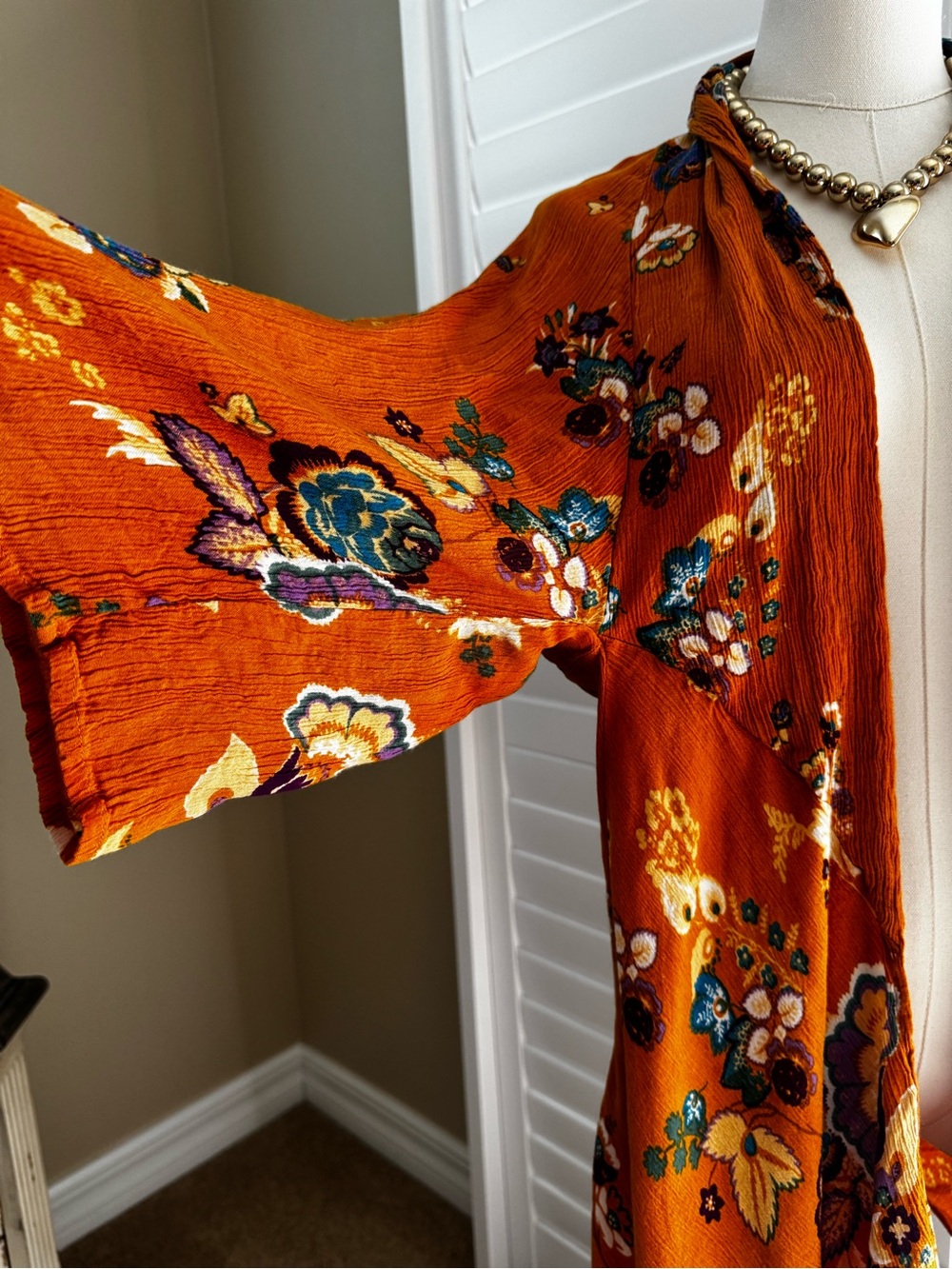 Patrons of Peace Orange Floral Open-Front Duster - Picture 3 of 4
